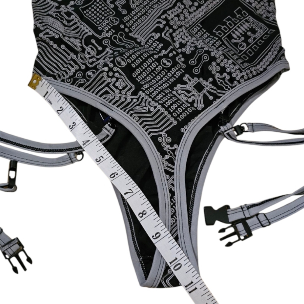 Awesome Reflective Circuit Rave Dance Wear Bodysuit With Leg Straps & Belt - Picture 6 of 14